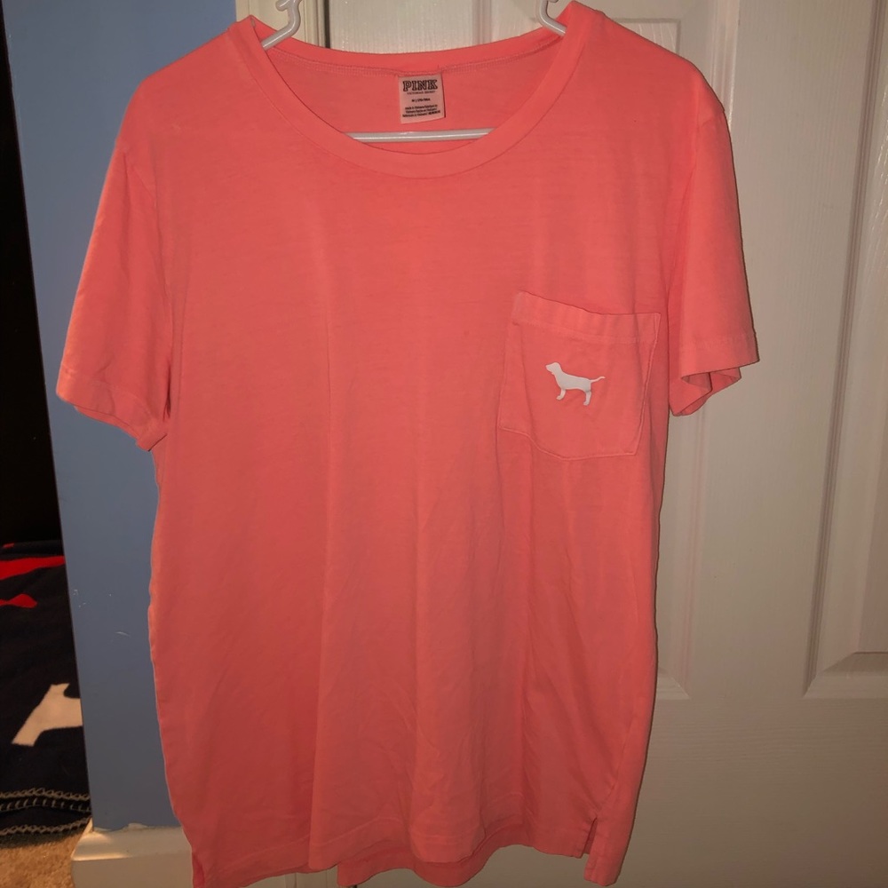 VS pink shirt